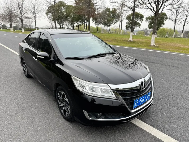 Honda Crider 2017 1.8L CVT Deluxe Special Edition exterior photo 3