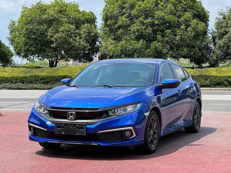 Honda Civic 2019 220TURBO CVT Version dynamique État VI extérieur photo 1 Honda Civic 2019 220TURBO CVT Version dynamique État VI extérieur photo 1