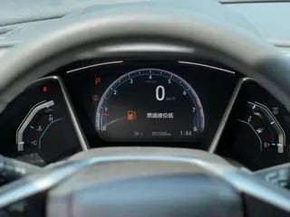 Honda Civic 2019 220TURBO CVT Version dynamique État VI intérieur photo 20 Honda Civic 2019 220TURBO CVT Version dynamique État VI intérieur photo 20