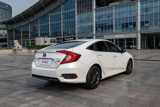 Honda Civic 2019 220TURBO CVT Dynamic Edition Country VI interior photo 9 Honda Civic 2019 220TURBO CVT Dynamic Edition Country VI interior photo 9
