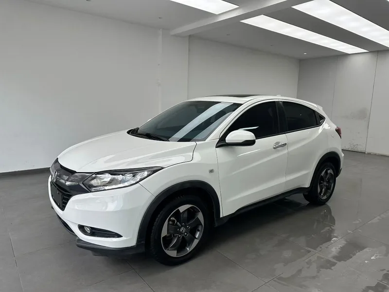 Honda Vezel 2017 1.8L CVT Pionnier à deux roues motrices extérieur photo 1 Honda Vezel 2017 1.8L CVT Pionnier à deux roues motrices extérieur photo 1