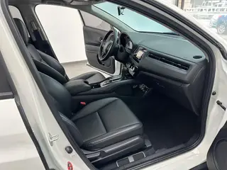 Honda Vezel 2017 1.8L CVT Pionnier à deux roues motrices extérieur photo 4 Honda Vezel 2017 1.8L CVT Pionnier à deux roues motrices extérieur photo 4