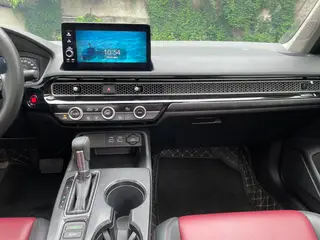 Honda Civic 2023 240TURBO CVT Энергичный выпуск интерьер фото 16