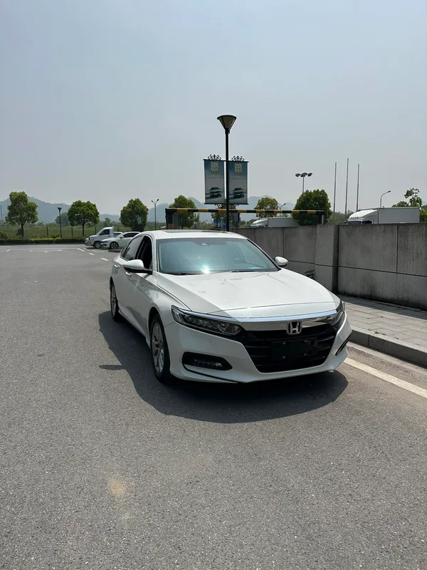 Honda Accord 2018 260TURBO Flagship Edition Country VI exterior photo 2 Honda Accord 2018 260TURBO Flagship Edition Country VI exterior photo 2