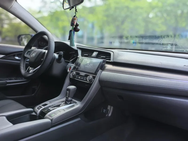Honda Civic 2019 220TURBO CVT Dynamic Edition Country VI interior photo 8