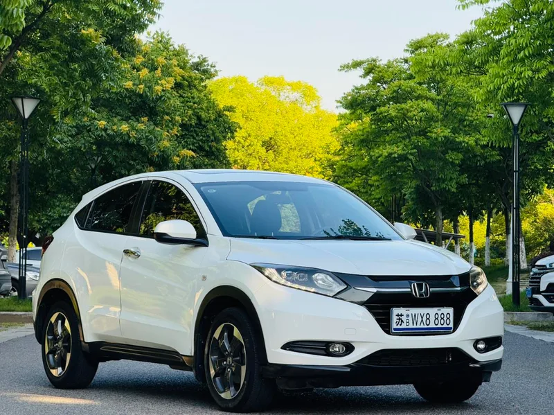 Honda Vezel 2016 1.8L CVT Two-drive pioneer type exterior photo 3