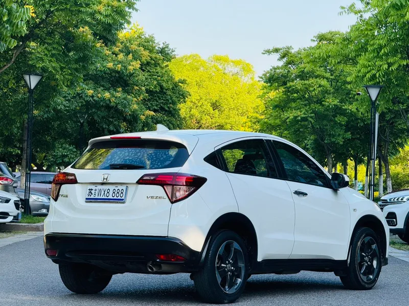 Honda Vezel 2016 1.8L CVT Two-drive pioneer type exterior photo 5