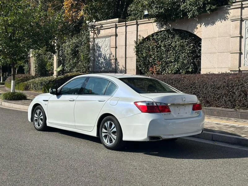 Honda Accord 2015 2.0L LX Comfort Edition exterior photo 6 Honda Accord 2015 2.0L LX Comfort Edition exterior photo 6