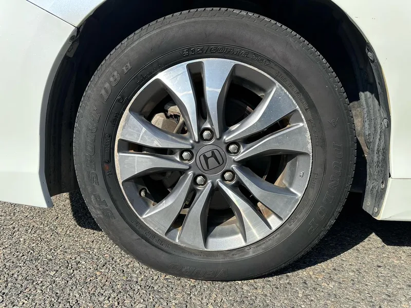 Honda Accord 2015 2.0L LX Comfort Edition interior photo 14 Honda Accord 2015 2.0L LX Comfort Edition interior photo 14