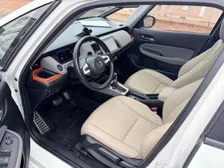 Honda LIFE 2023 1.5L CVT SPO-SS Smart Edition interior photo 6