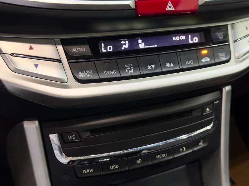 Honda Accord 2014 2.0L EX Version de luxe extérieur photo 9
