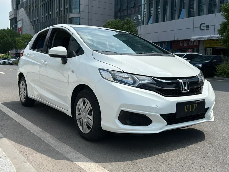 Honda Fit 2020 1.5L CVT Comfort Edition exterior photo 3