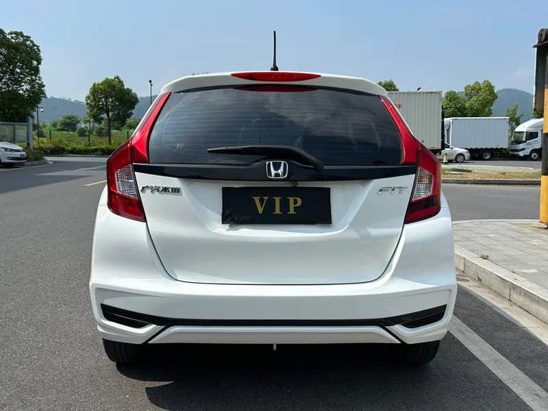 Honda Fit 2020 1.5L CVT Comfort Edition exterior photo 8