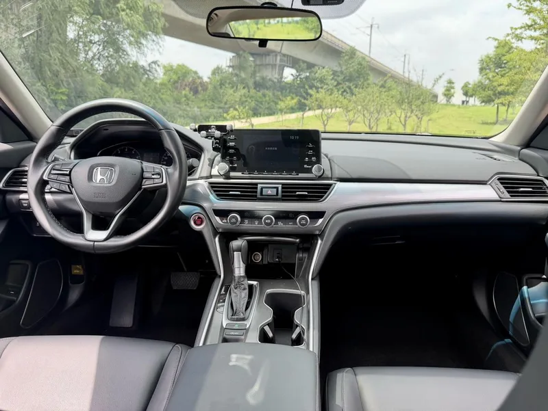 Honda Accord 2018 260TURBO Elite Edition Country VI exterior photo 8