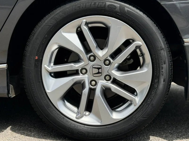 Honda Accord 2018 260TURBO Elite Edition Country VI interior photo 18