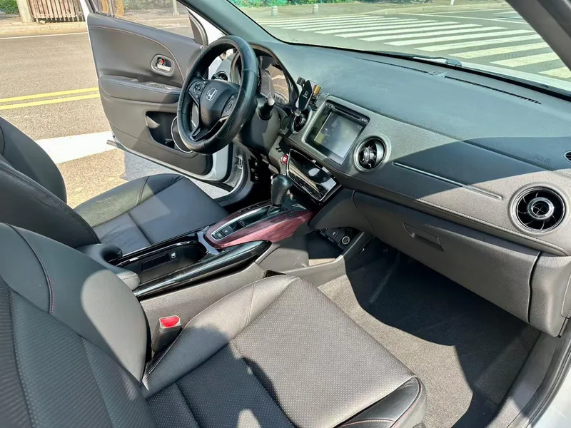 Honda XR-V 2015 1.8L VTi CVT Luxury Edition interior photo 9 Honda XR-V 2015 1.8L VTi CVT Luxury Edition interior photo 9
