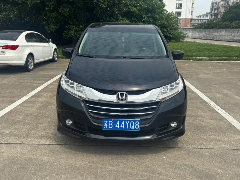 Honda Odyssey 2015 2.4L Умная версия экстерьер фото 3