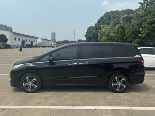 Honda Odyssey 2015 2.4L Умная версия экстерьер фото 4