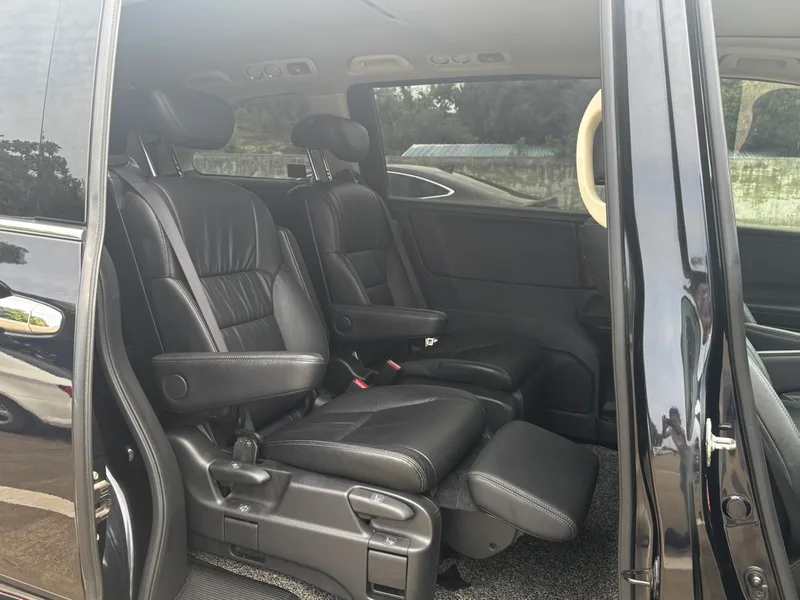 Honda Odyssey 2015 2.4L Умная версия интерьер фото 9