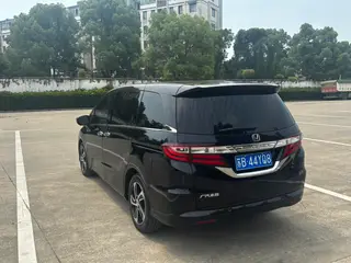 Honda Odyssey 2015 2.4L Умная версия интерьер фото 11