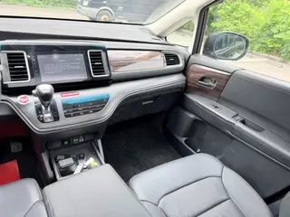 Honda Elysion 2016 2.4L Luxury Edition interior photo 14 Honda Elysion 2016 2.4L Luxury Edition interior photo 14