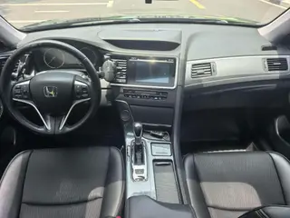Honda Spirior 2017 2.0L Classic Edition exterior photo 5 Honda Spirior 2017 2.0L Classic Edition exterior photo 5
