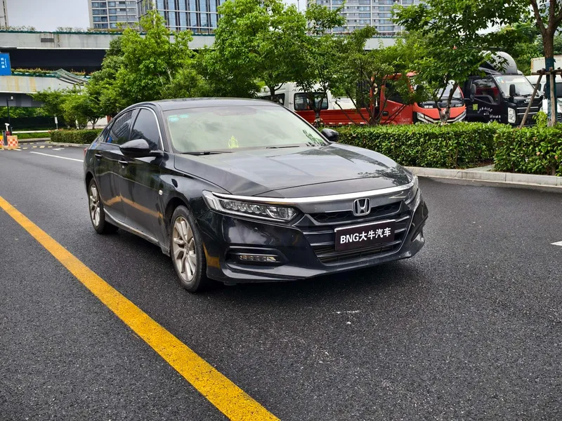 Honda Accord 2018 230TURBO Comfort Edition China V exterior photo 3