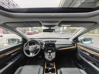 Honda CR-V 2020 Versión deslumbrante plus 240TURBO CVT Versión de moda con tracción en dos ruedas exterior foto 5 Honda CR-V 2020 Versión deslumbrante plus 240TURBO CVT Versión de moda con tracción en dos ruedas exterior foto 5