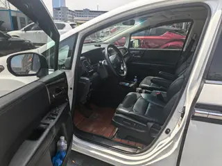 Honda Elysion 2016 2.4L Модная версия экстерьер фото 4