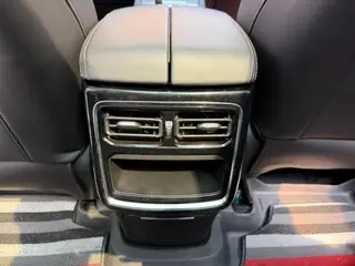 Jetour X70 PLUS 2021 Restyling 1.5T DCT mountain Pro 5 seat interior photo 11 Jetour X70 PLUS 2021 Restyling 1.5T DCT mountain Pro 5 seat interior photo 11