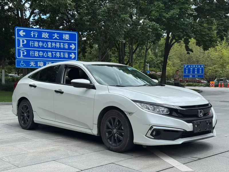 Honda Civic 2019 220TURBO CVT Dynamic Edition Country VI exterior photo 3 Honda Civic 2019 220TURBO CVT Dynamic Edition Country VI exterior photo 3