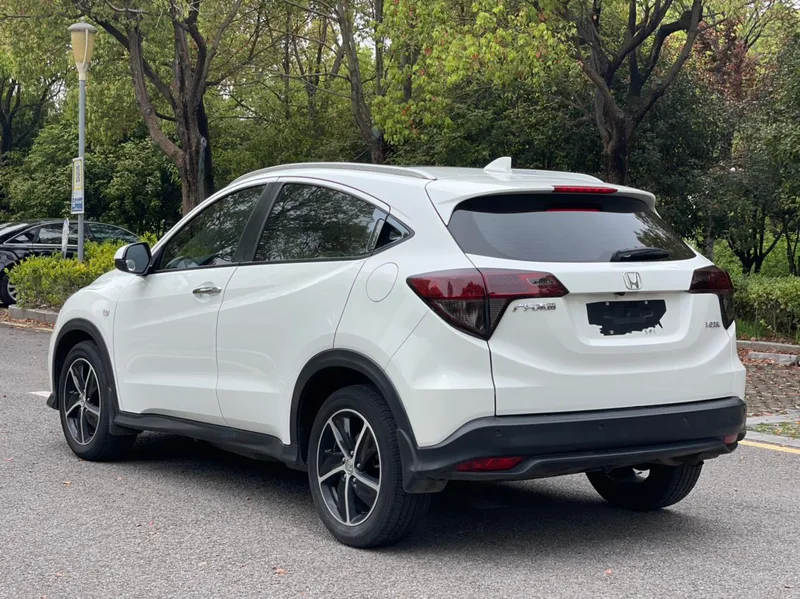 Honda Vezel 2020 1.5L CVT Pioneer Edition exterior photo 8 Honda Vezel 2020 1.5L CVT Pioneer Edition exterior photo 8