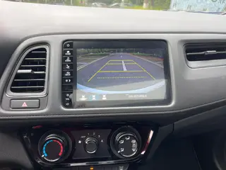 Honda Vezel 2020 1.5L CVT Pioneer Edition interior photo 14 Honda Vezel 2020 1.5L CVT Pioneer Edition interior photo 14