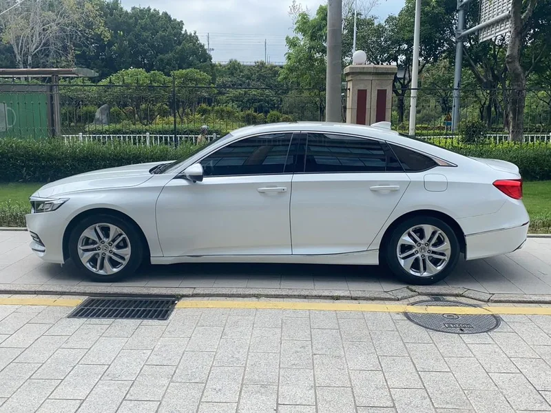 Honda Accord 2018 260TURBO Elite Edition Country VI interior photo 10 Honda Accord 2018 260TURBO Elite Edition Country VI interior photo 10