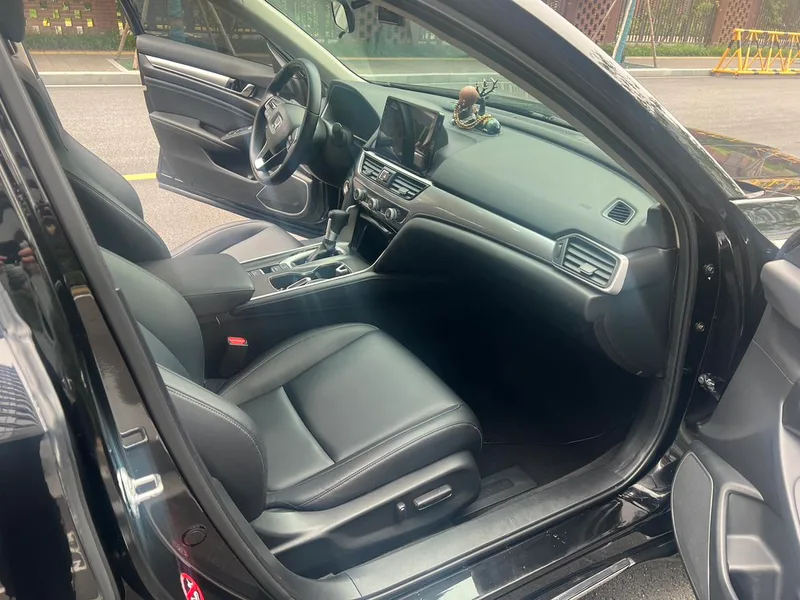 Honda Accord 2021 260TURBO Luxury Star Limited Edition exterior photo 5 Honda Accord 2021 260TURBO Luxury Star Limited Edition exterior photo 5
