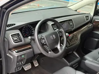 Honda Odyssey 2018 2.4L Versión de disfrute inteligente interior foto 11