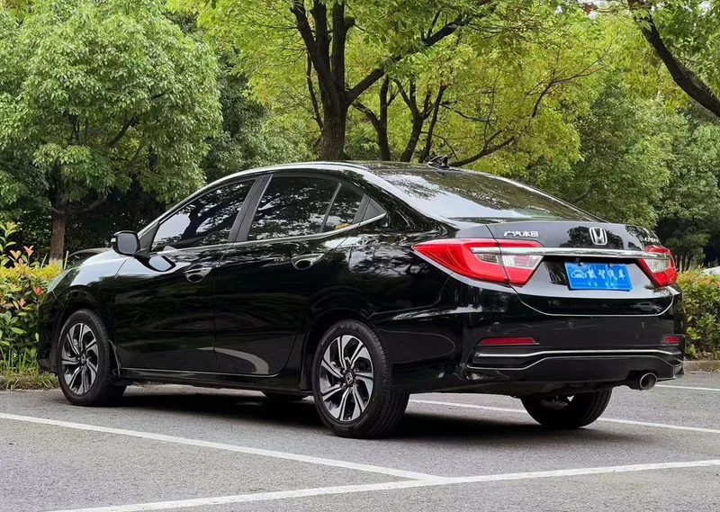 Honda Crider 2017 1.8L CVT Deluxe Special Edition exterior photo 7