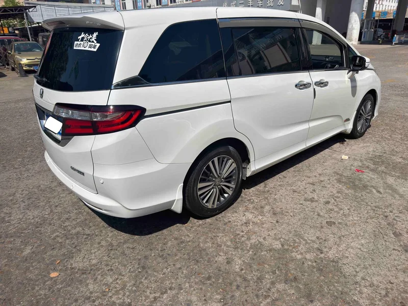 Honda Odyssey 2018 2.4L Smart Edition exterior photo 5
