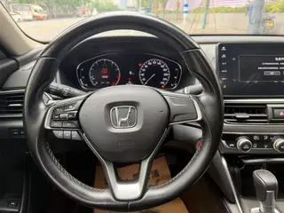 Honda Accord 2022 260TURBO Version de luxe intérieur photo 13