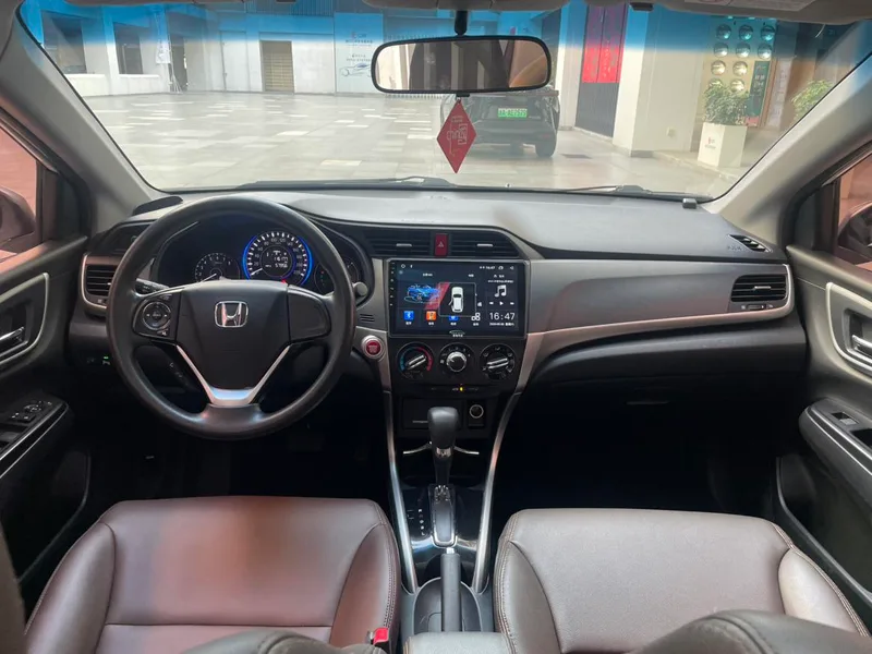 Honda Crider 2017 1.8L CVT Роскошное специальное издание интерьер фото 6