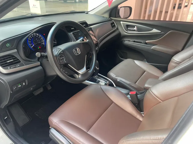 Honda Crider 2017 1.8L CVT Роскошное специальное издание интерьер фото 9