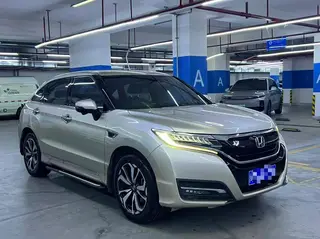Honda UR-V 2017 240TURBO Version de luxe à deux roues motrices Pays V extérieur photo 3 Honda UR-V 2017 240TURBO Version de luxe à deux roues motrices Pays V extérieur photo 3