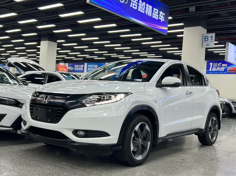 Honda Vezel 2017 1.8L CVT Pionero de tracción en dos ruedas exterior foto 1 Honda Vezel 2017 1.8L CVT Pionero de tracción en dos ruedas exterior foto 1
