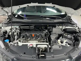 Honda Vezel 2017 1.8L CVT Pionero de tracción en dos ruedas interior foto 13 Honda Vezel 2017 1.8L CVT Pionero de tracción en dos ruedas interior foto 13