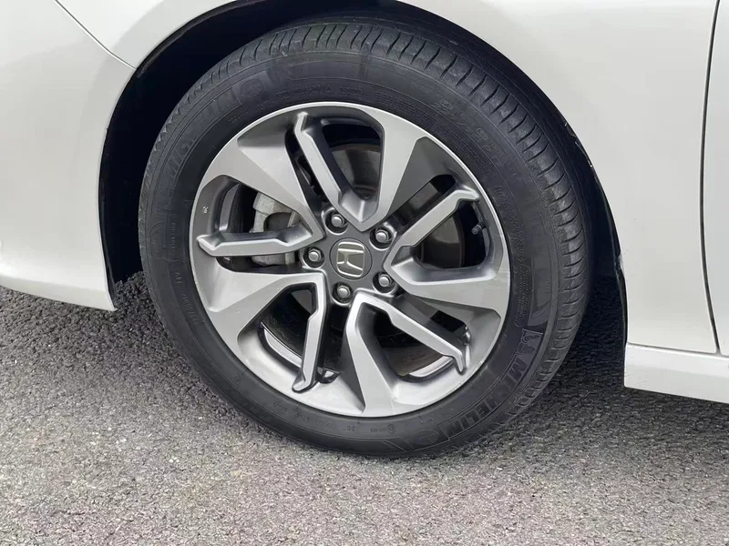 Honda Inspire 2019 260TURBO Jingyue Edition China V exterior photo 4