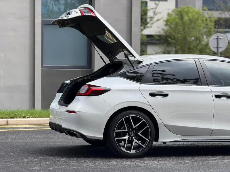 Honda Civic 2023 HATCHBACK 240TURBO Manual Extreme version exterior photo 8 Honda Civic 2023 HATCHBACK 240TURBO Manual Extreme version exterior photo 8