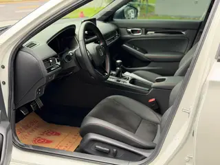 Honda Civic 2023 HATCHBACK 240TURBO Manual Extreme version interior photo 15 Honda Civic 2023 HATCHBACK 240TURBO Manual Extreme version interior photo 15