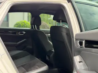 Honda Civic 2023 HATCHBACK 240TURBO Manual Extreme version interior photo 17 Honda Civic 2023 HATCHBACK 240TURBO Manual Extreme version interior photo 17