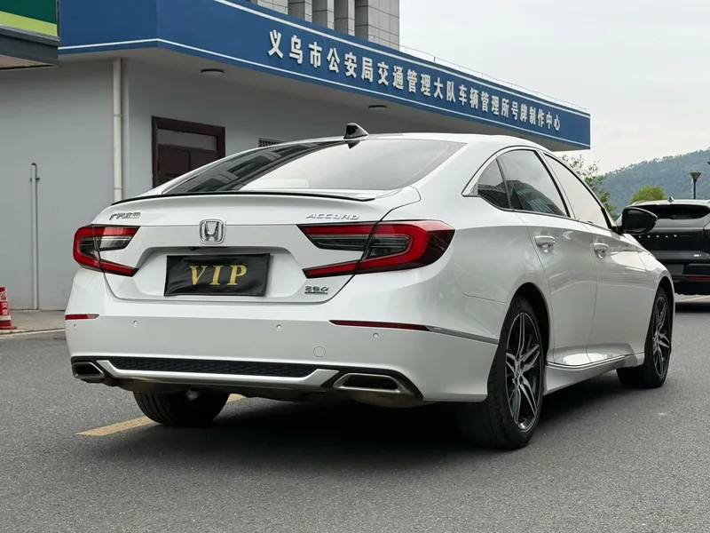 Honda Accord 2022 260TURBO Magic Night Premium Edition exterior photo 3 Honda Accord 2022 260TURBO Magic Night Premium Edition exterior photo 3