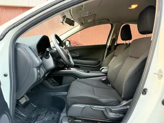 Honda Vezel 2017 1.5L CVT Tracción a dos ruedas, versión cómoda interior foto 10